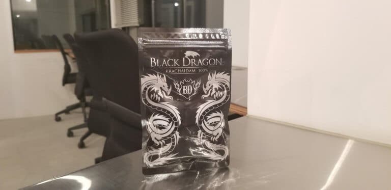 ブラックドラゴンのパッケージ